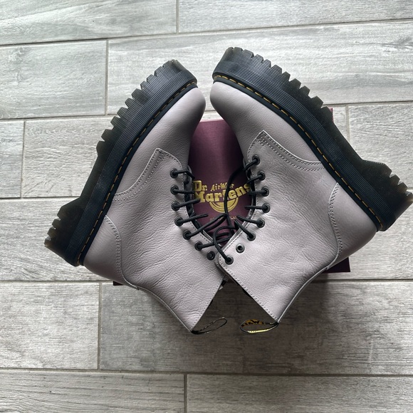 Dr Martens Jadon Piss Platform boot in Zinc Grey. They are "women's" but unisex - Picture 4 of 8